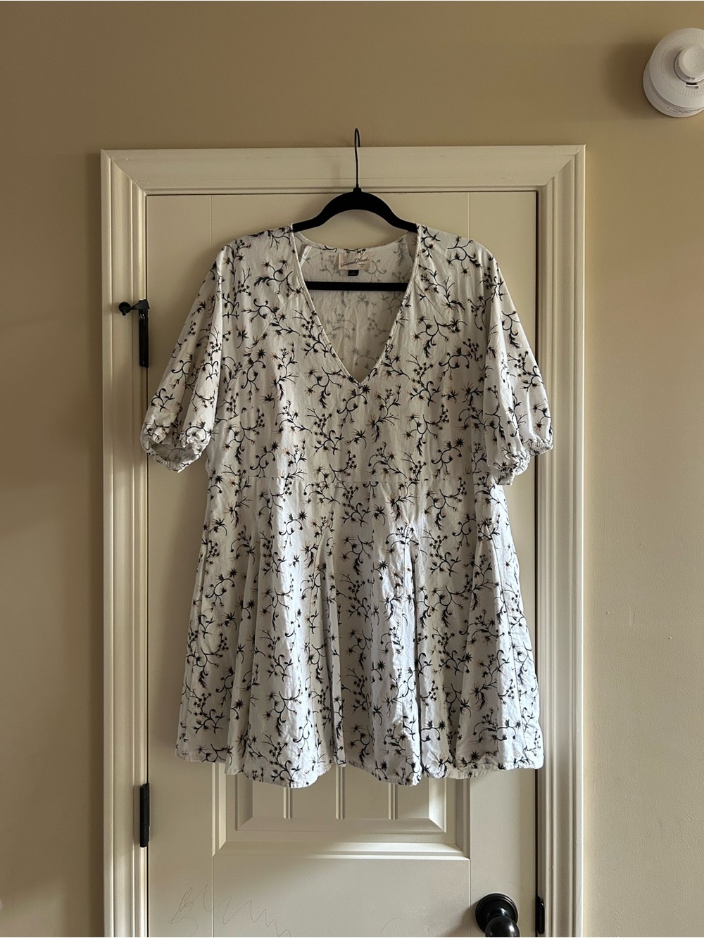 Universal Thread White Mini Dress with Black Floral Print